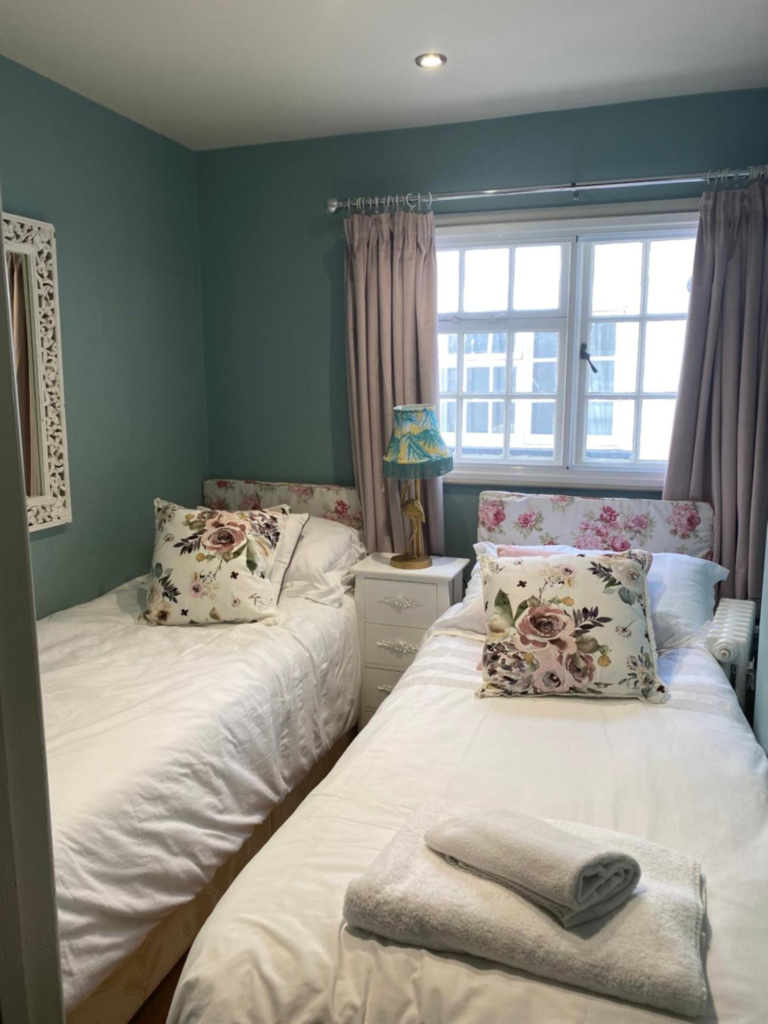 Monmouth House Apartments, Lyme Regis Old Town, Dog Friendly, Parking Zewnętrze zdjęcie